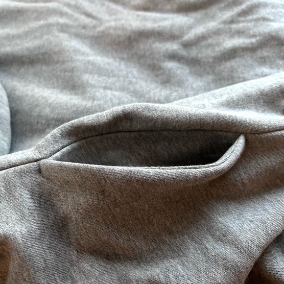 💎❇️Authentic Fear of God Essential Hoodie - Green Hood ✅💎 -XS - Picture 12 of 17